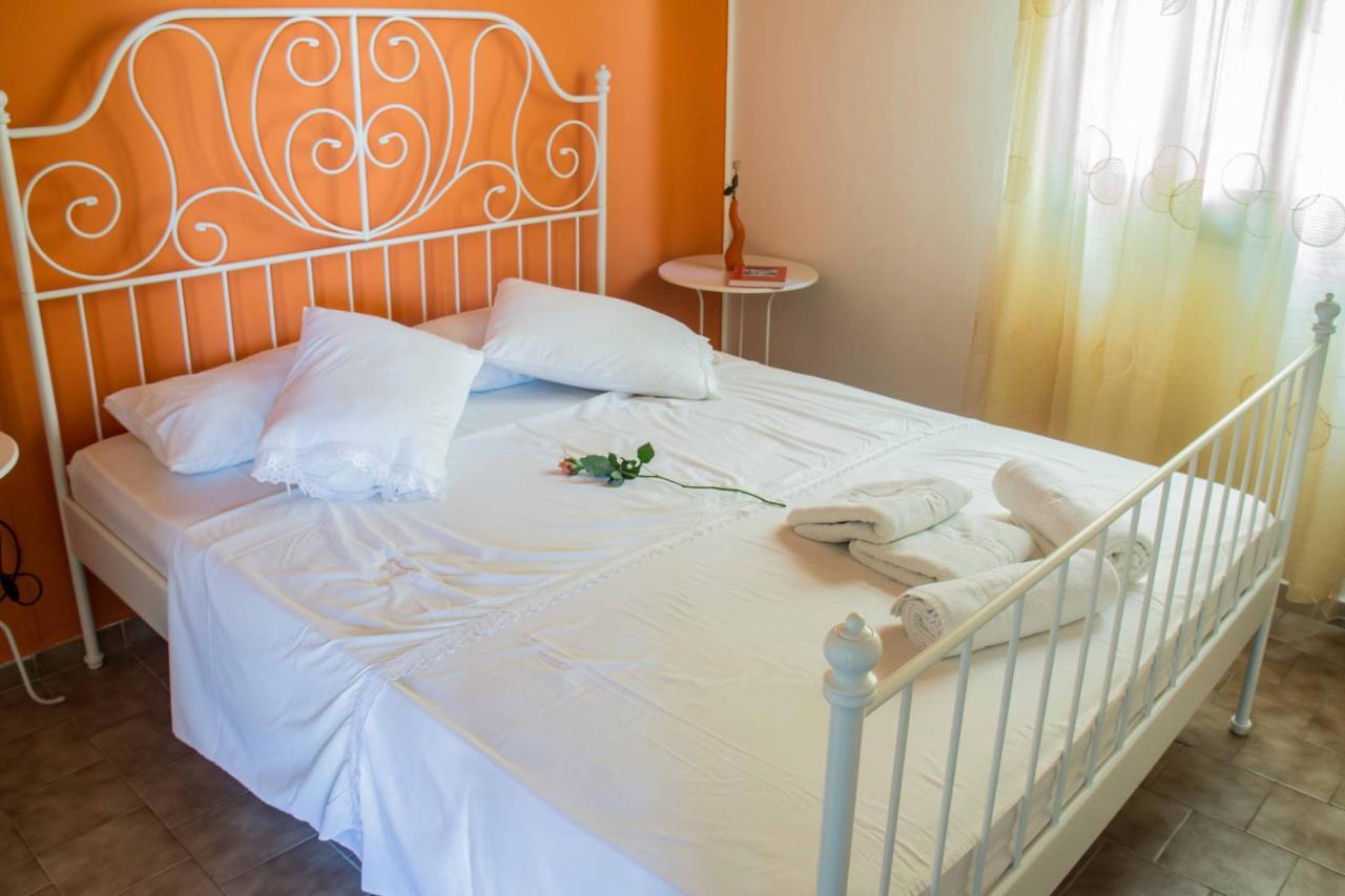 Villa Georgia Καλύβες Εξωτερικό φωτογραφία